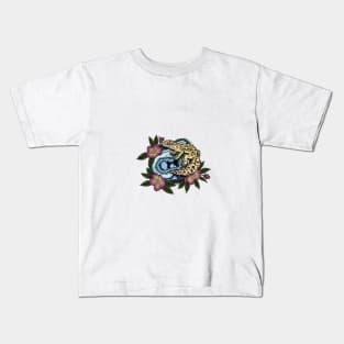 Leopard gecko on agate geode Kids T-Shirt